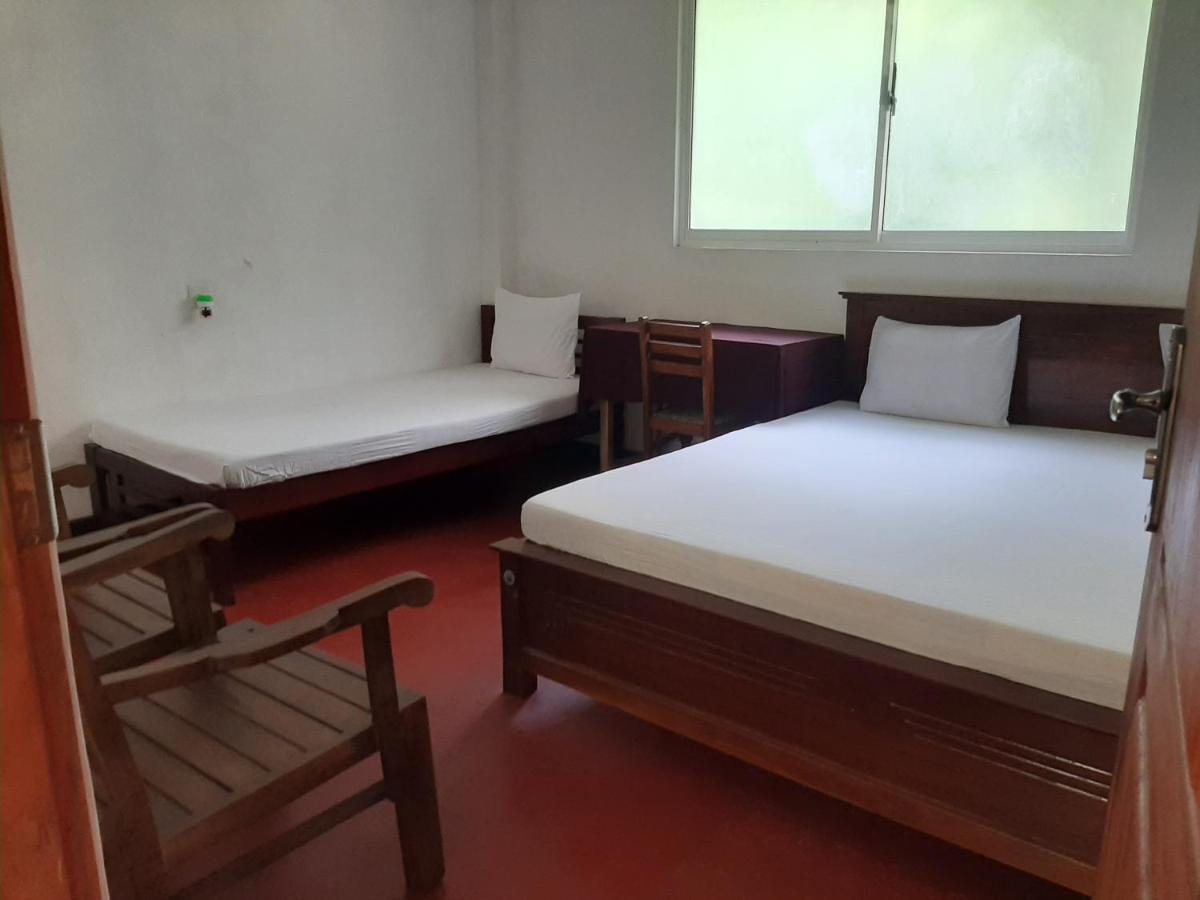 Hotel Yelona Kegalle Exterior foto